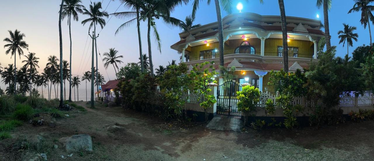 Kovalam Beach House Exterior photo
