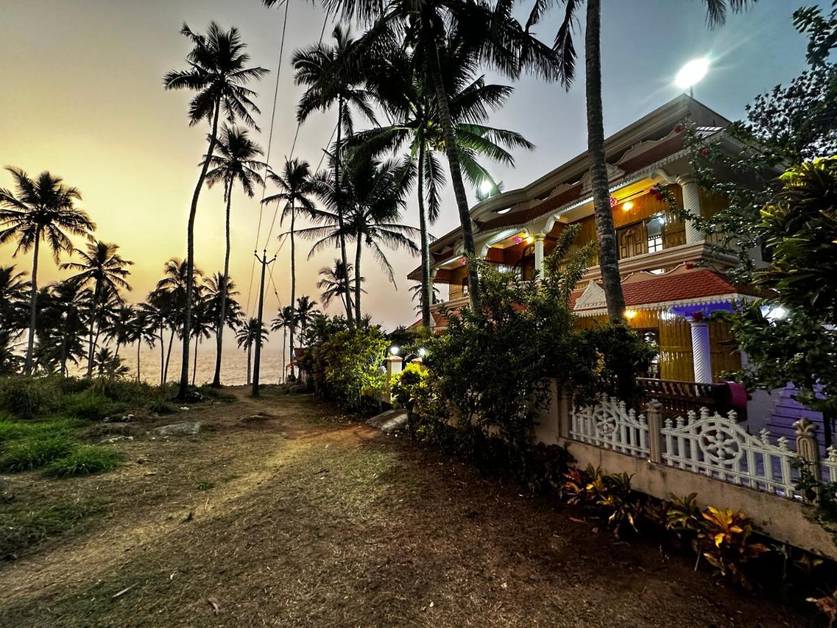 Kovalam Beach House Exterior photo