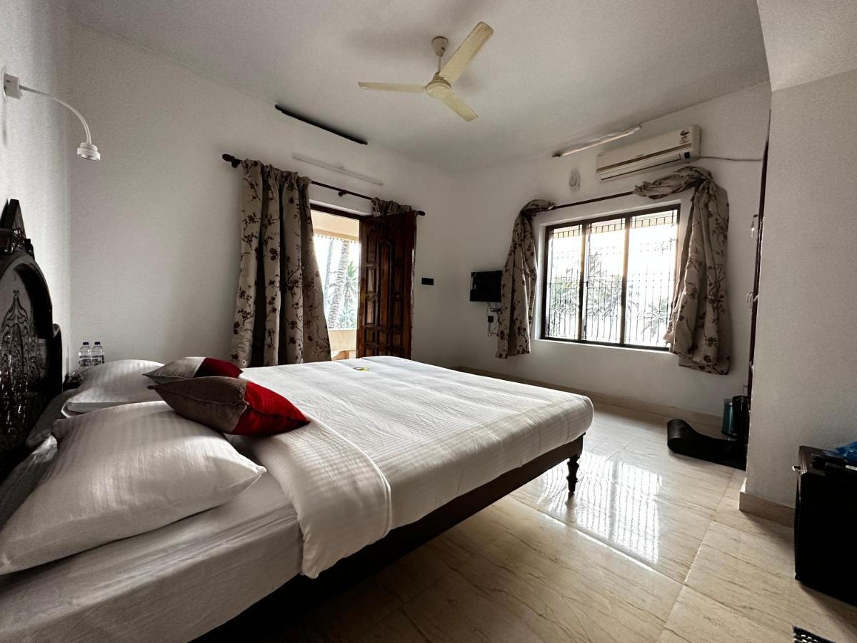 Kovalam Beach House Exterior photo